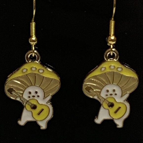 Mushroom Earrings,  Funny Food Earrings, Silly Earrings, Gift Idea, Novelty - Picture 1 of 4